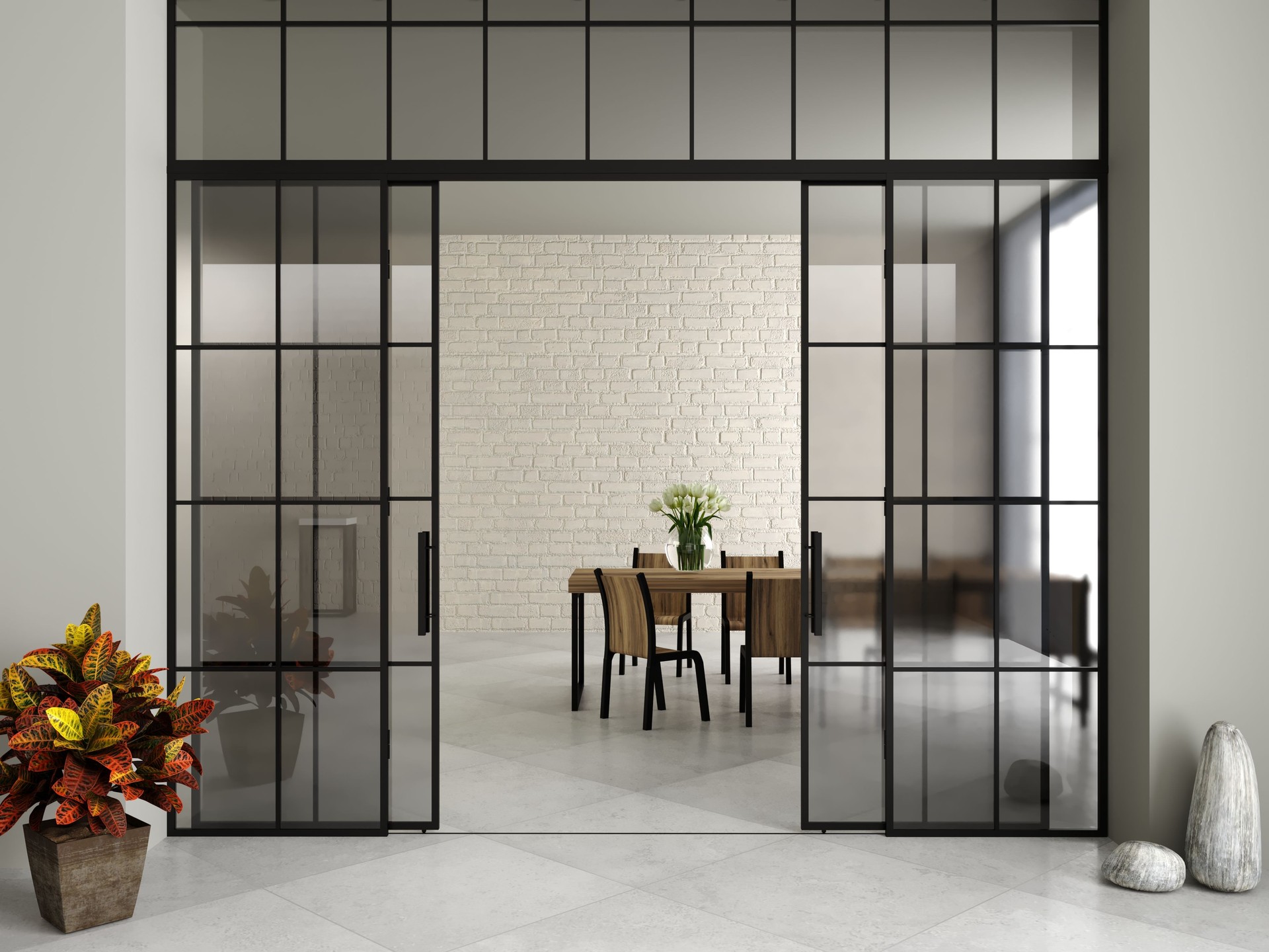 Moderne Glasschiebetür im Zimmer